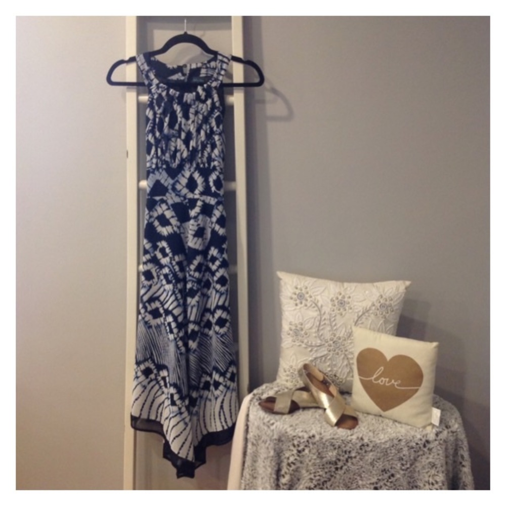 NWT GabbySkye Blue Tie Dye Asymmetrical Maxi Dress